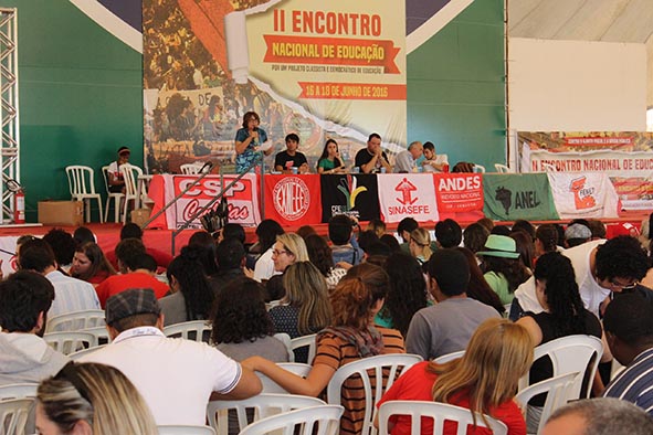 Projeto de educação voltado à classe trabalhadora é discutido no ENE